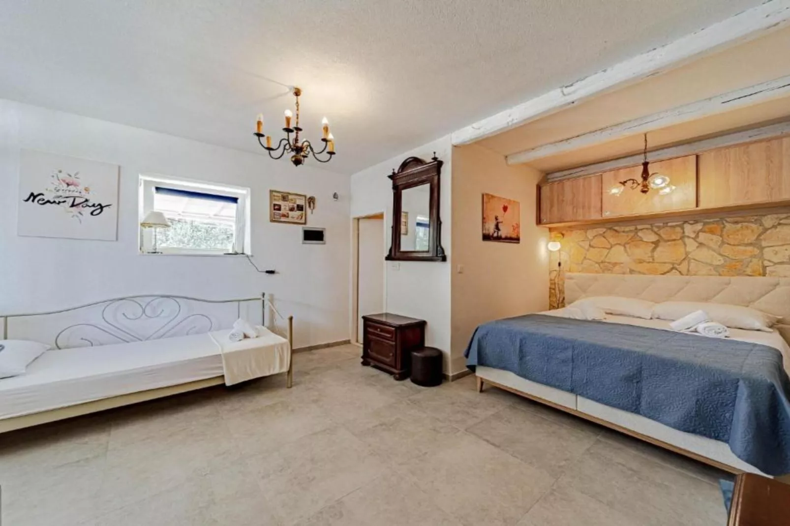 Natur Olive House Ston-Bedroom