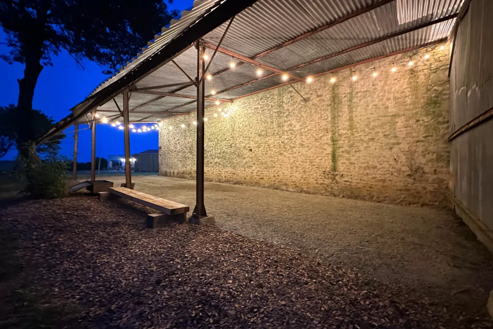 	Le Domaine du Puy Doré-Extérieur été