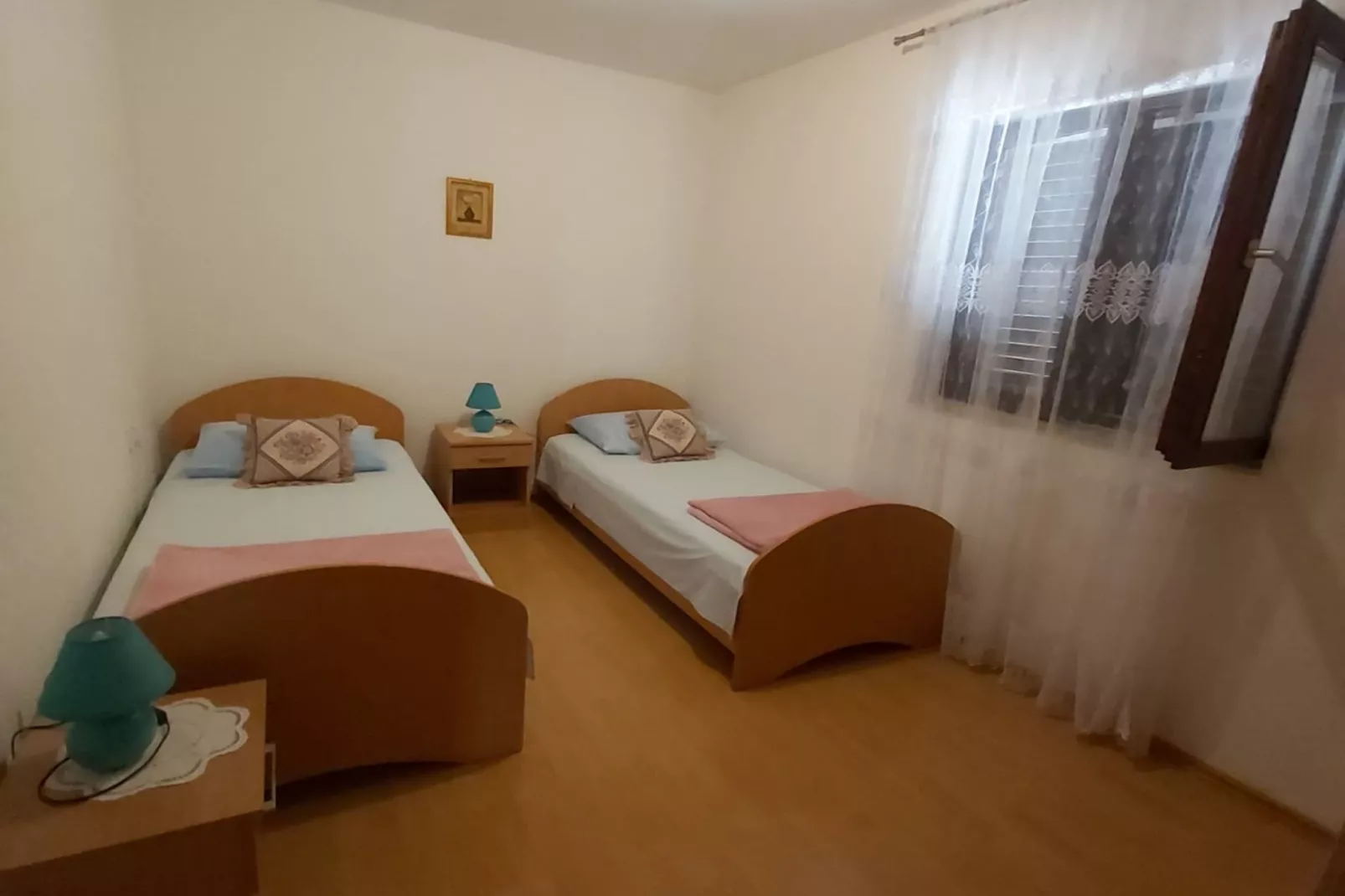 Apartments Ivan Supetar - Two Bedroom Apartment with Terrace no1-Chambre