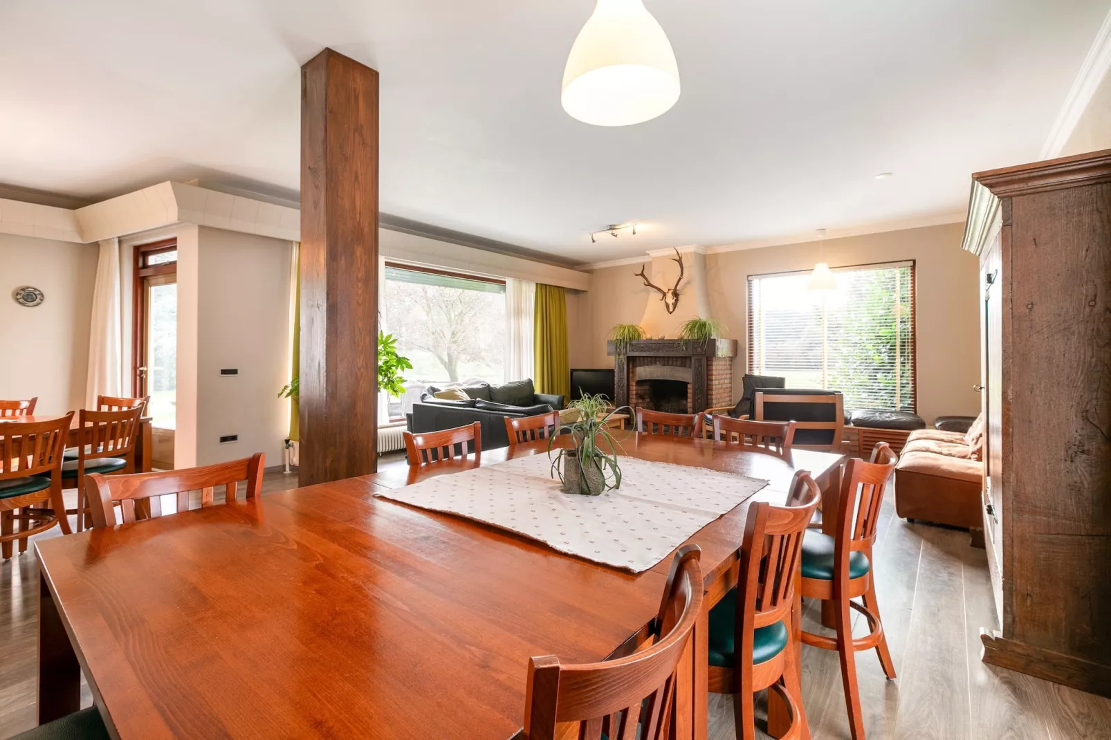 Vakantiepark Herperduin 21-Dining room