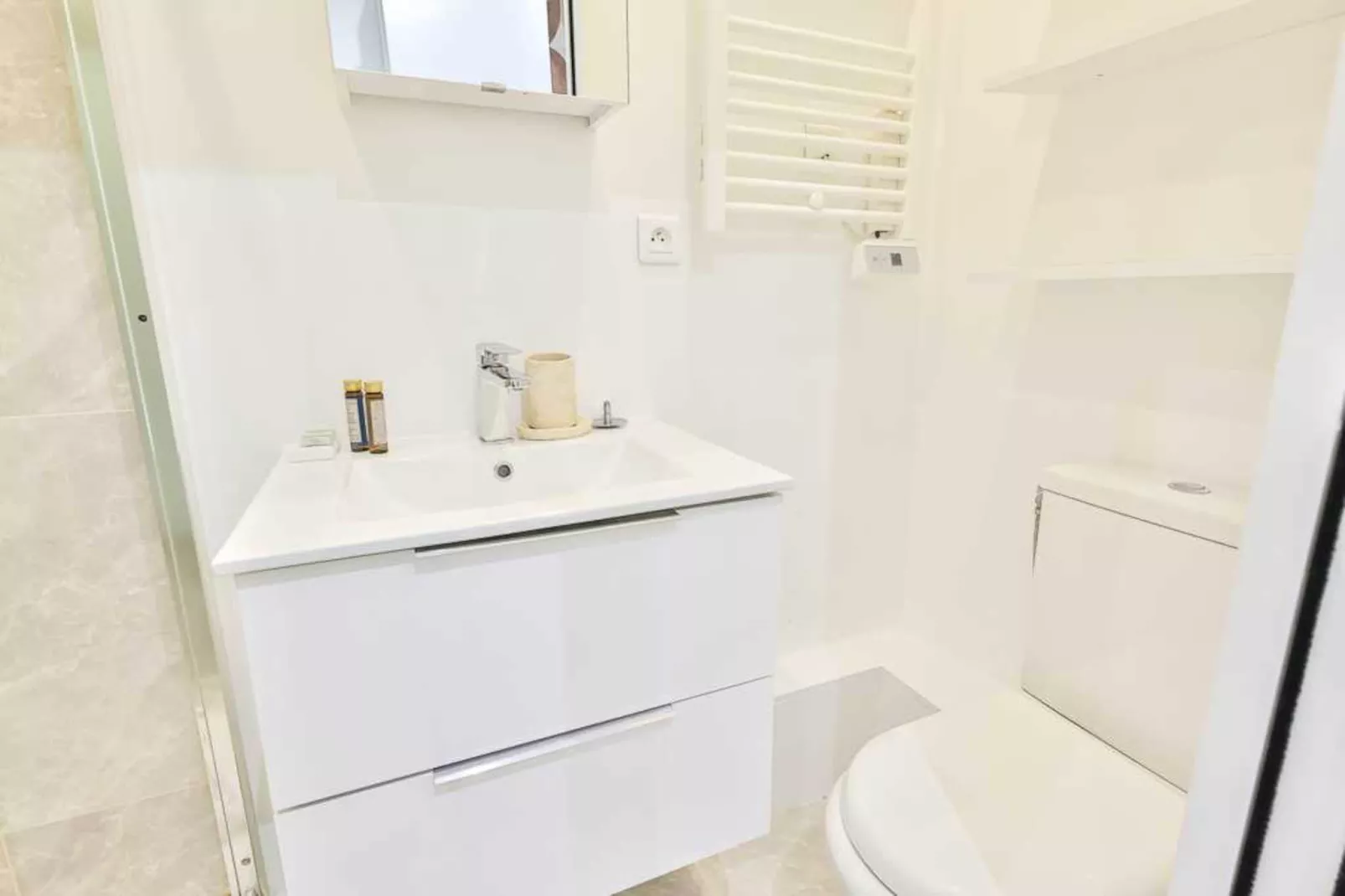 FH-115-BOURDONNAIS-Image-tags.