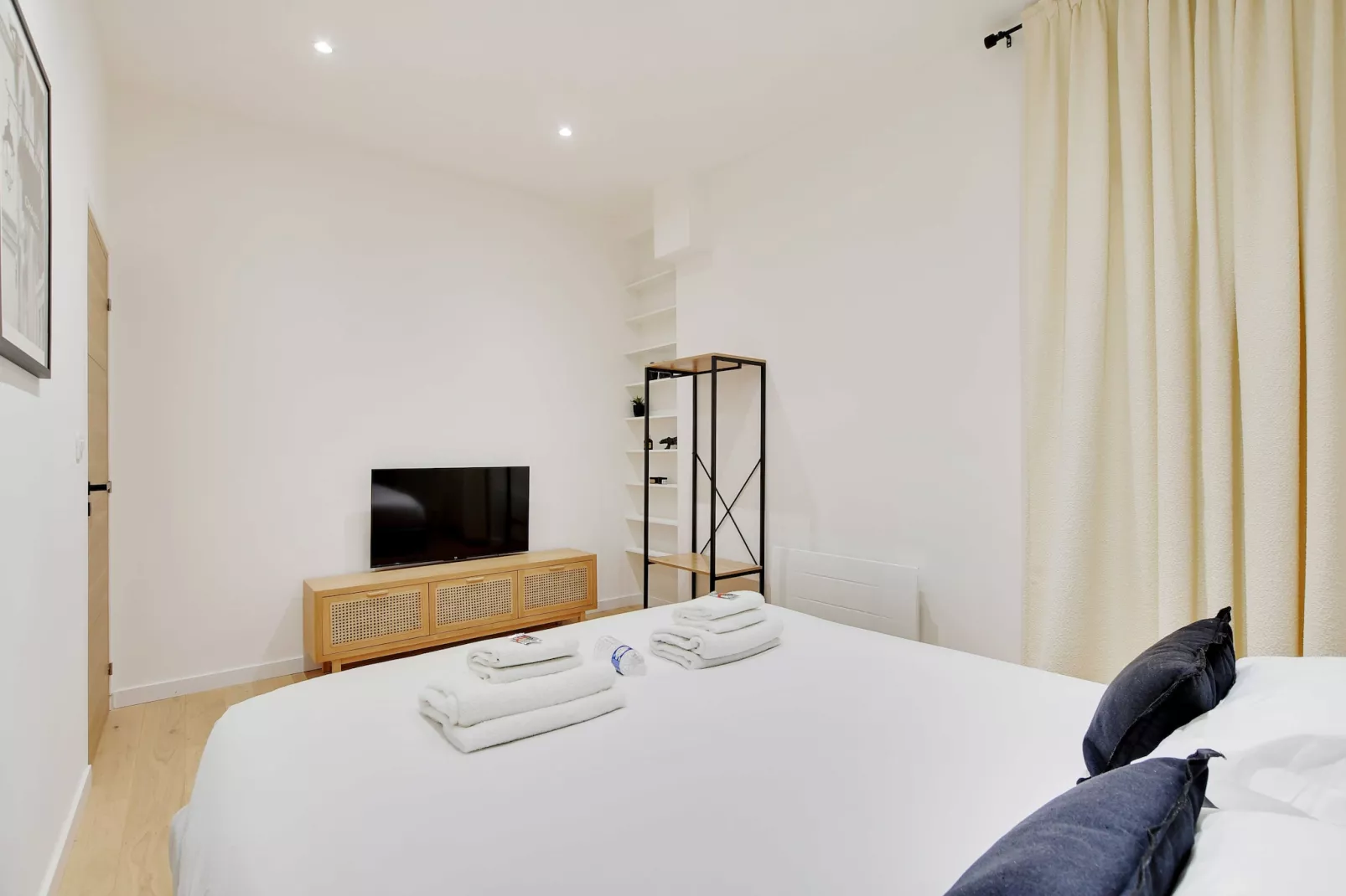 PB-14-GONCOURT-2-Chambre