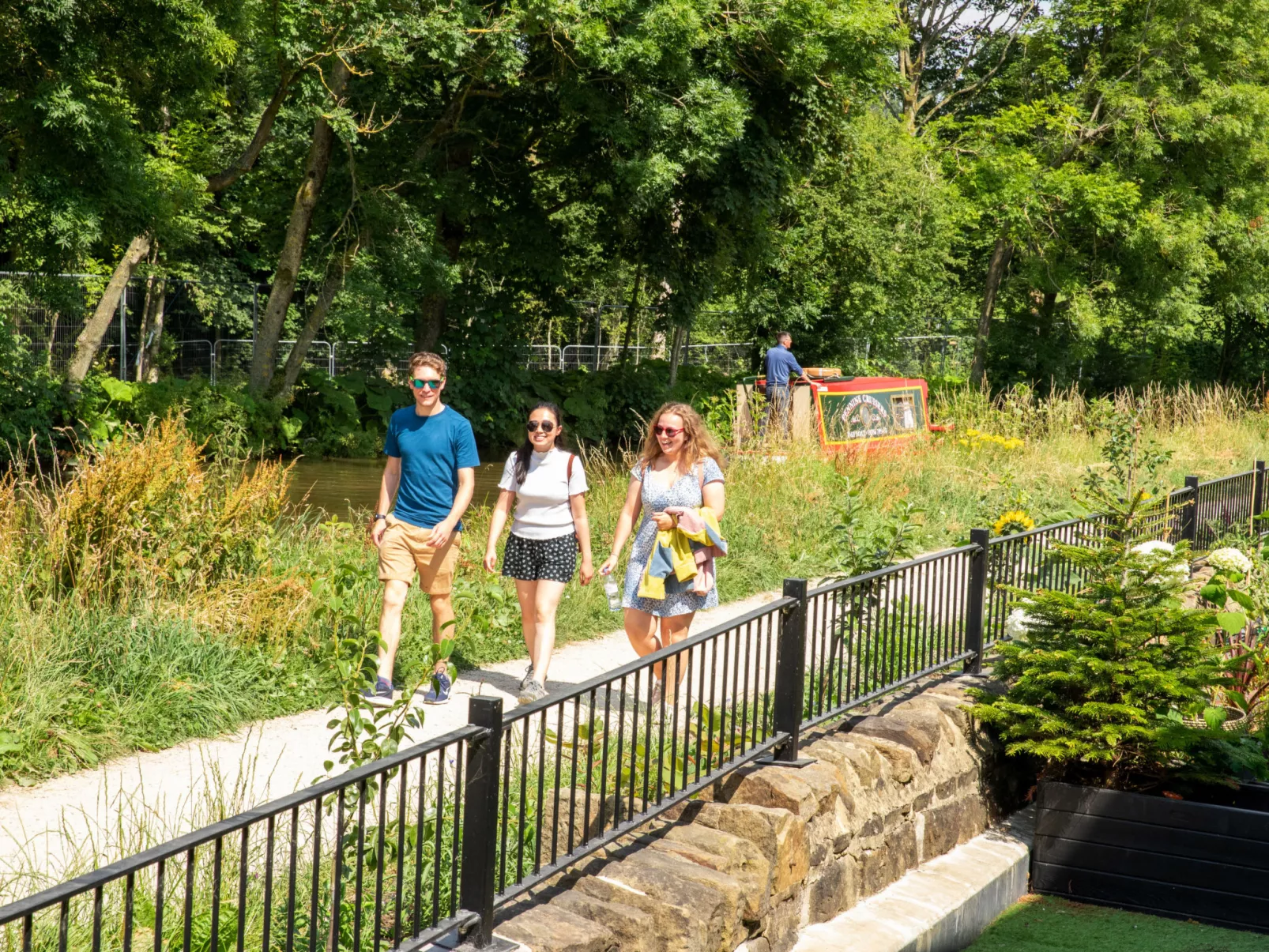 Number Seven-Draußen