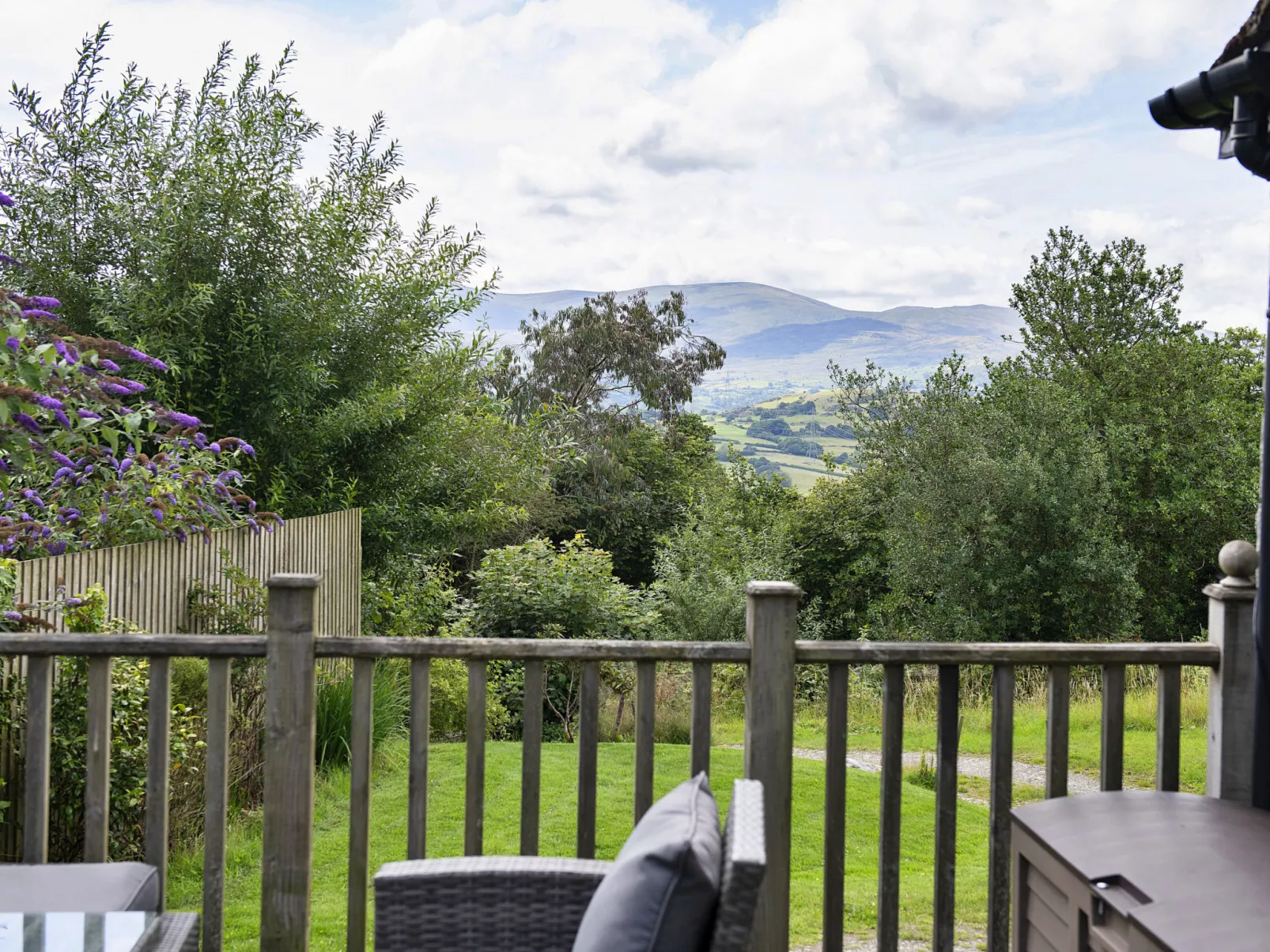 Buzzards View-Dehors