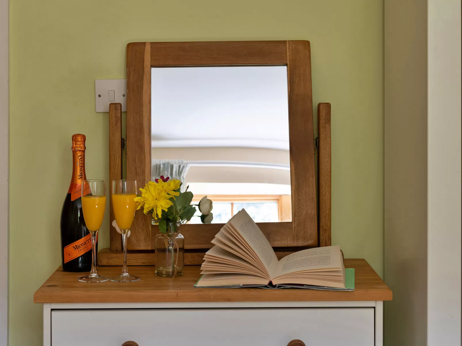 Red Kites Retreat-Dedans