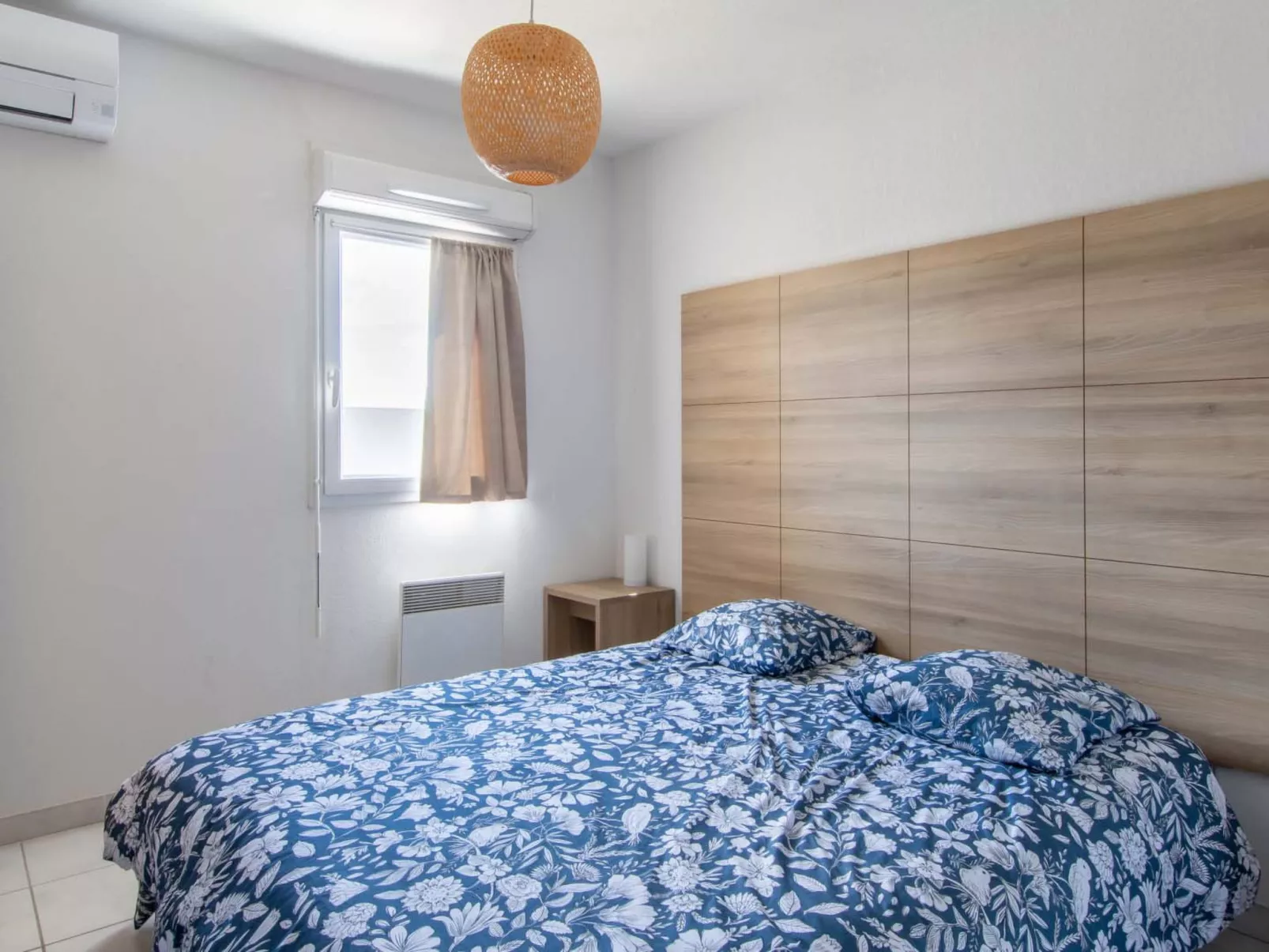 CAP CAMARGUE F-Drinnen