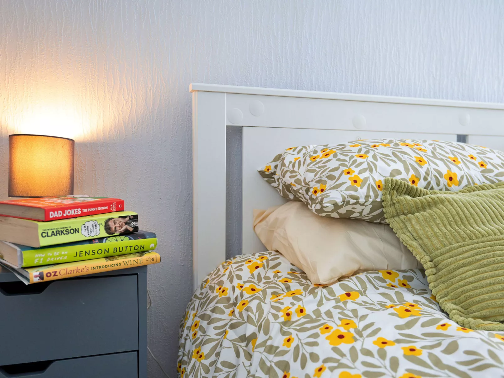 Llys Llewellyn-Dedans