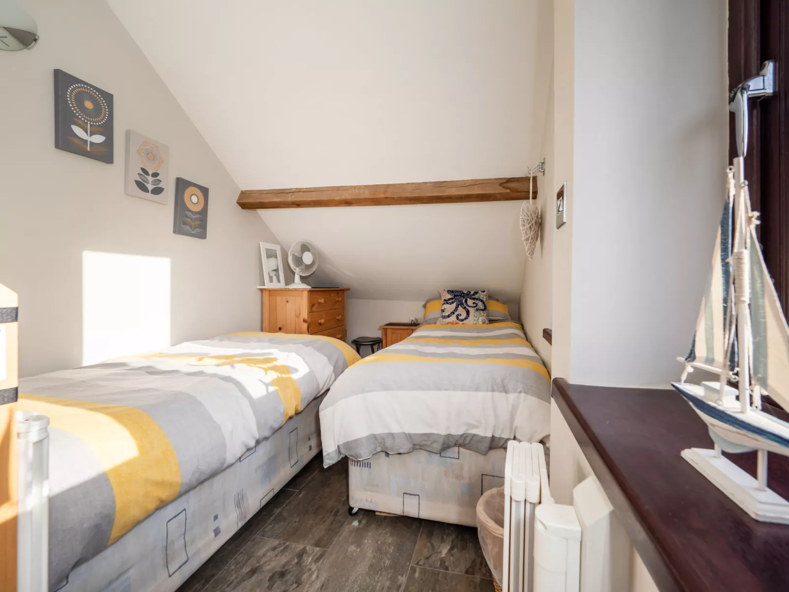 Pottles Cottage-Dedans