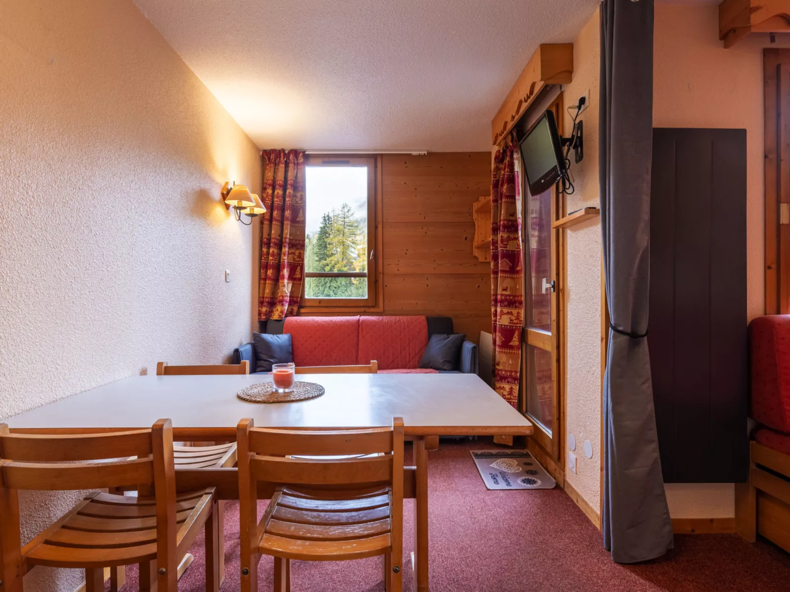 LES ARCADES A-Dedans