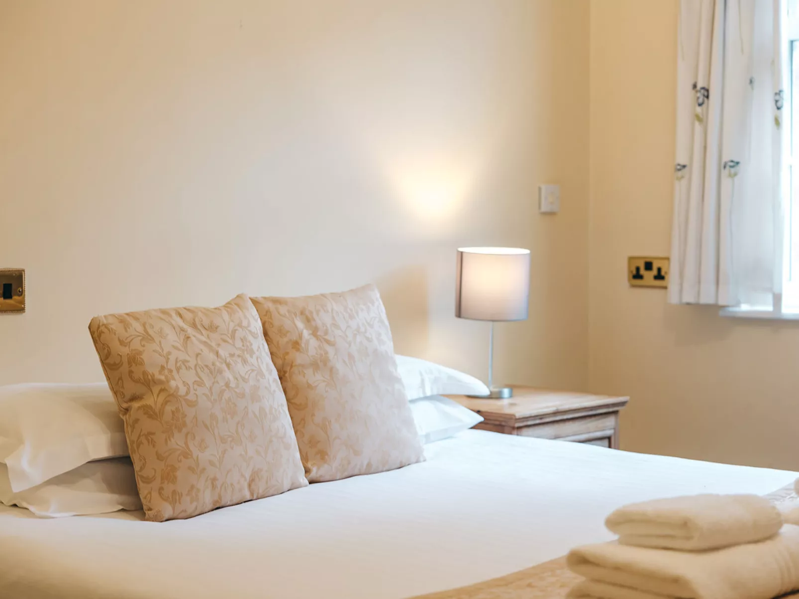 Netley Hall - Camelia-Inside