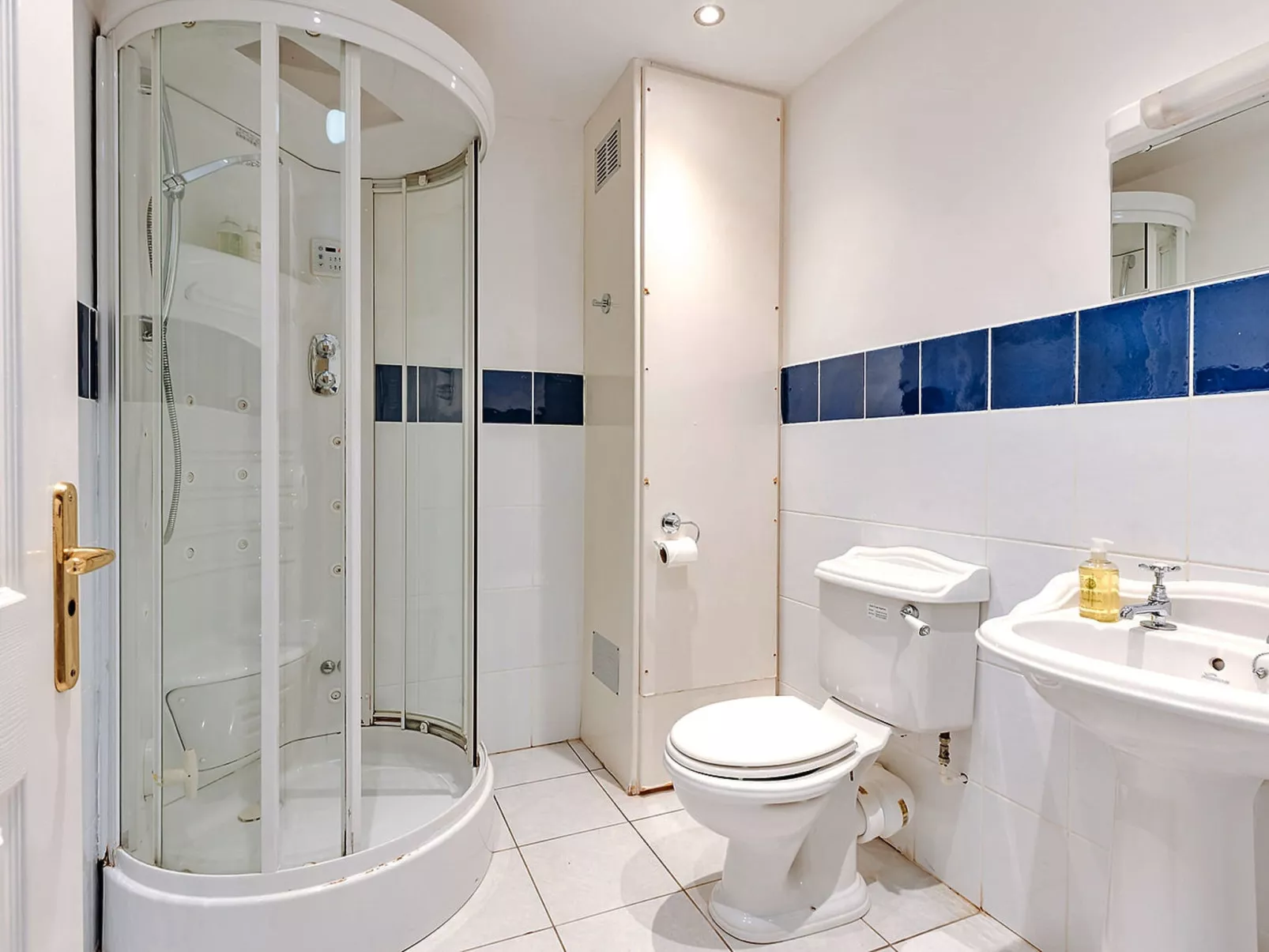 Netley Hall - Mulberry-Dedans