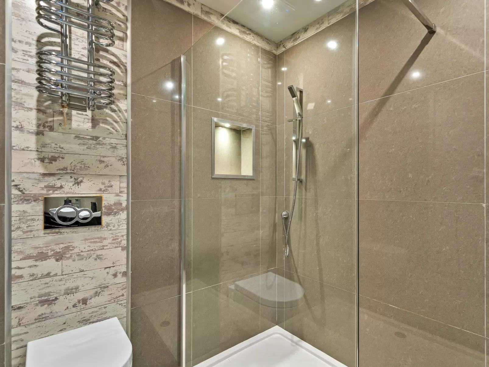 The Old Library-Drinnen