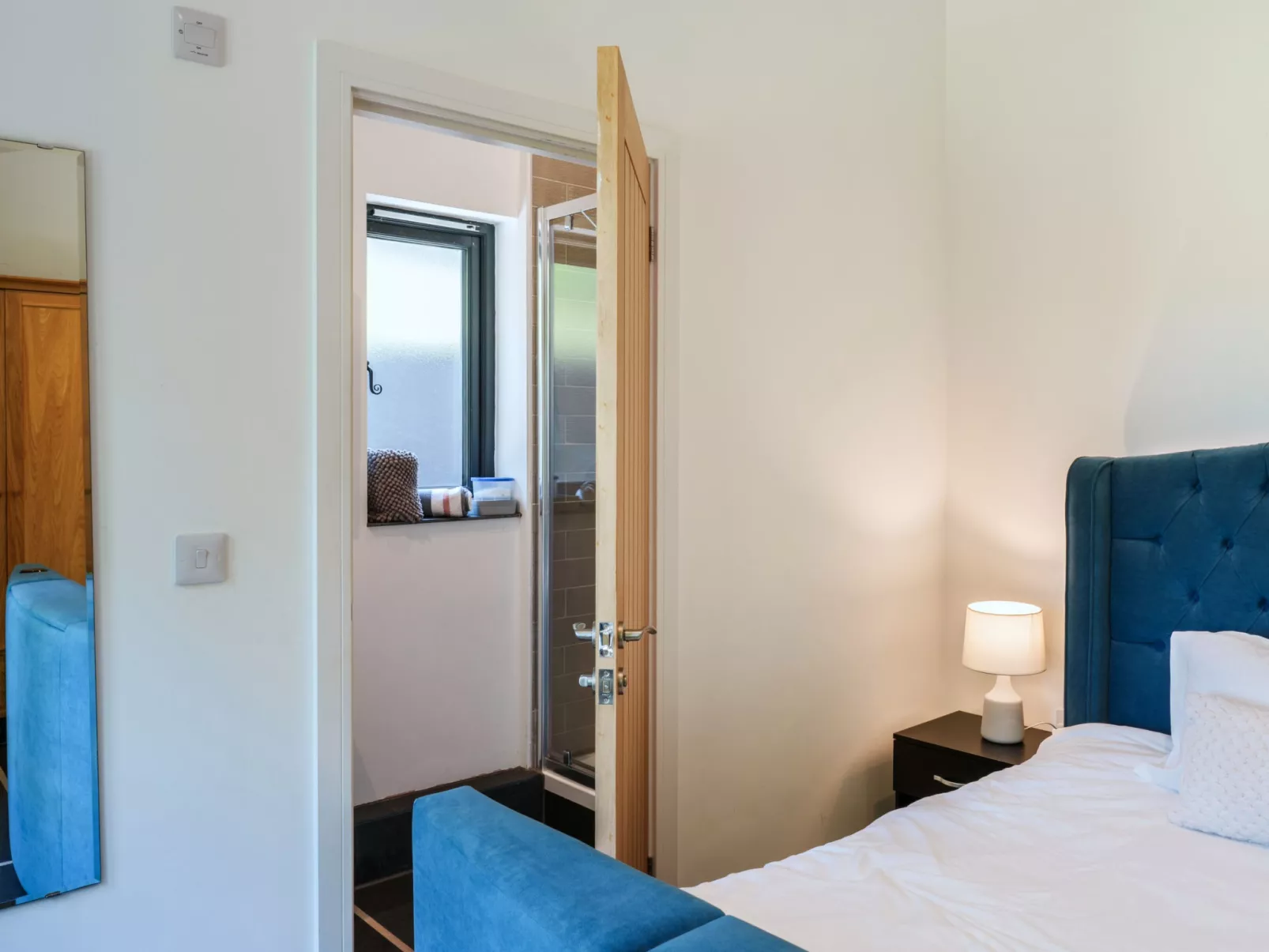 Wiggle Barn, Kingsand-Dedans