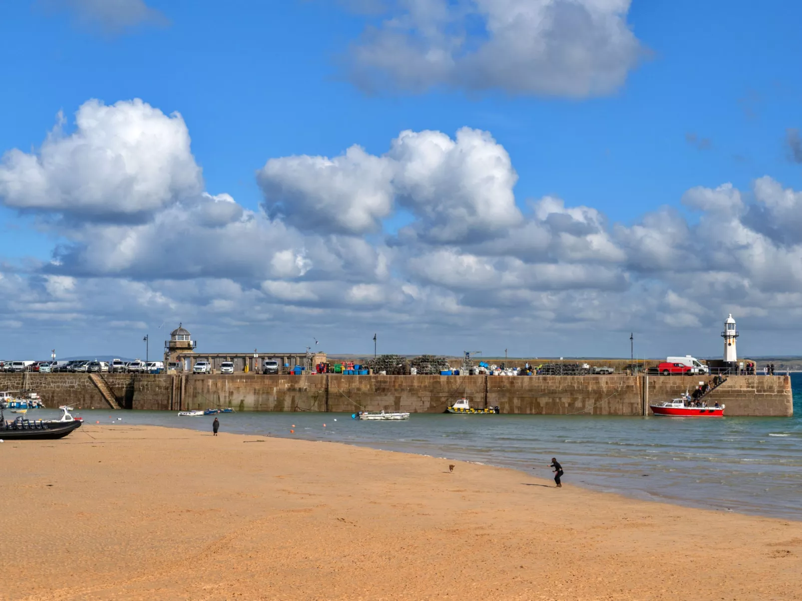 No. 6 Porthgwidden-Outside