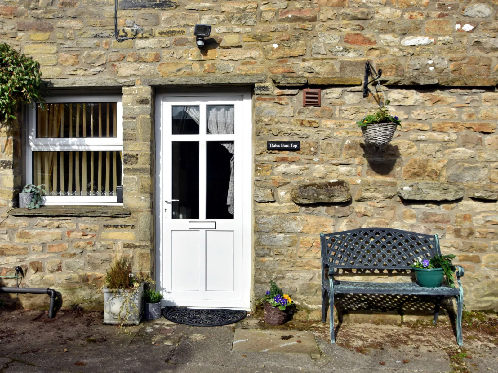Dales Barn Top-Inside
