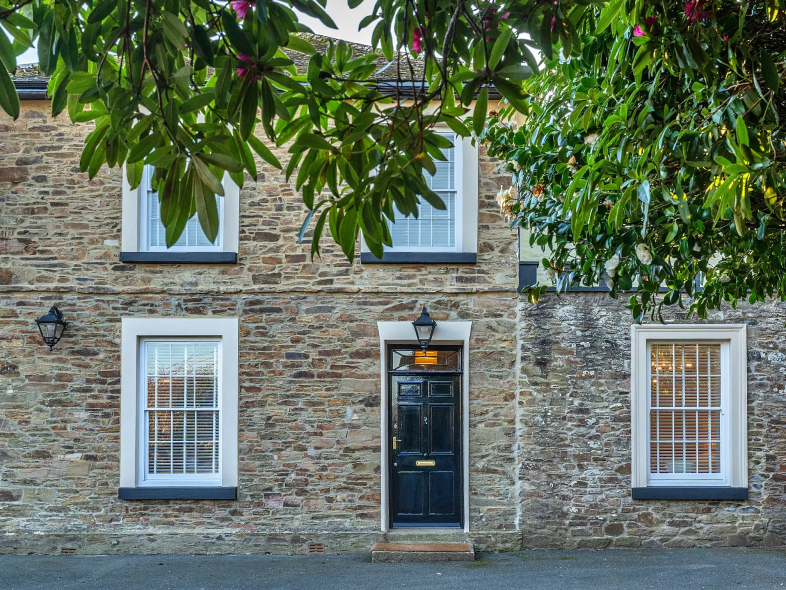 The Old Counting House-Outside