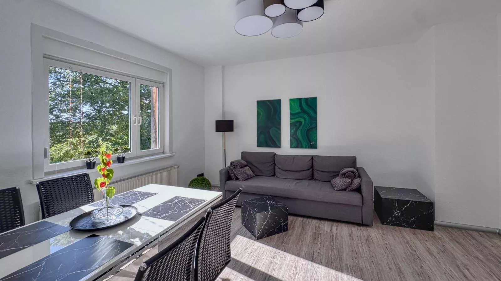 Forsthaus Heinrichsbach-Esszimmer