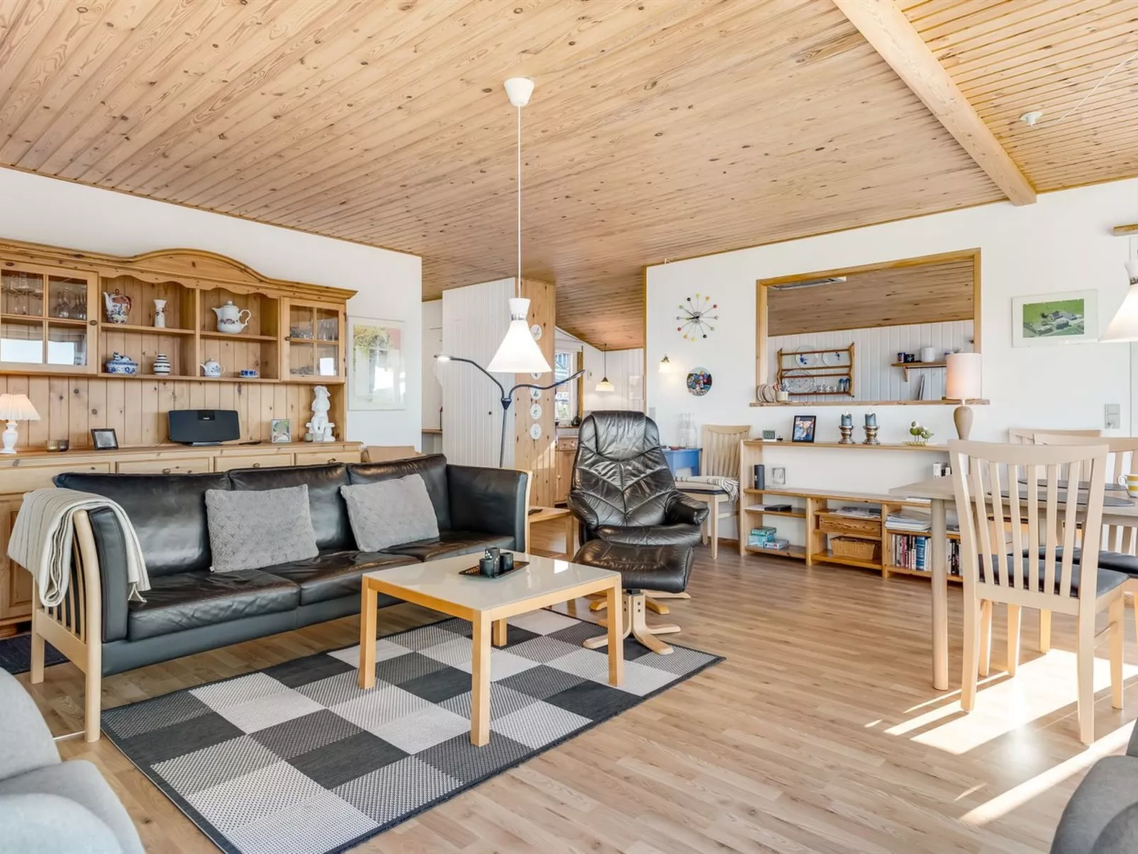 "Senni" - 800m from the sea-Drinnen