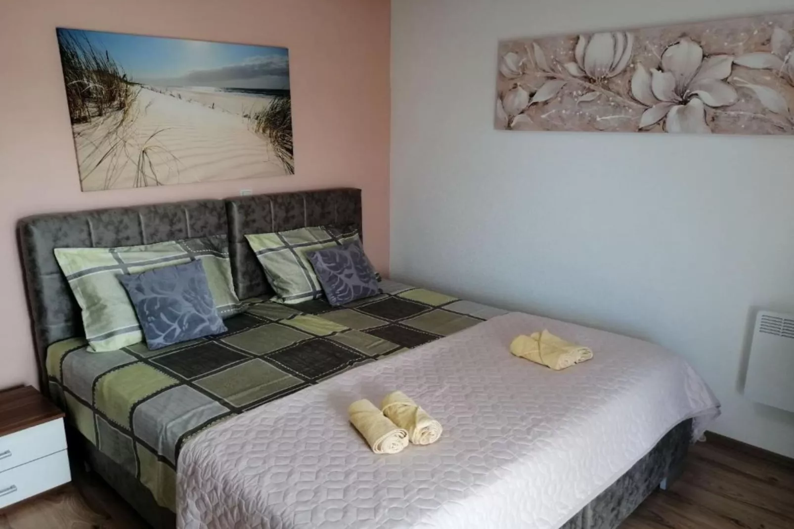 Apartment Libe with Sea View Trogir - Two Bedroom Apartment with Balcony