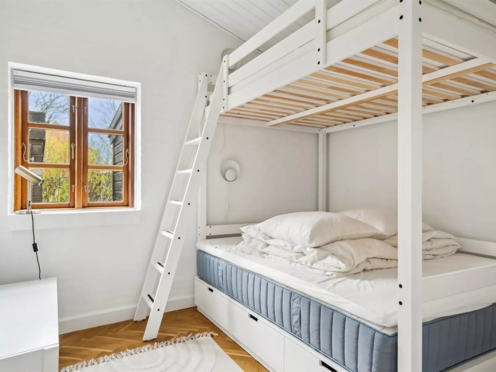 "Jensen" - 650m from the sea-Inside