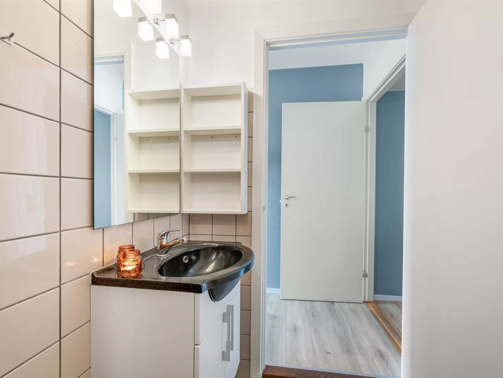 "Lelle" - 150m from the sea-Dedans