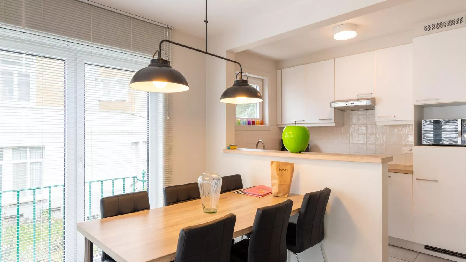 Elisa Beta-Salle à manger