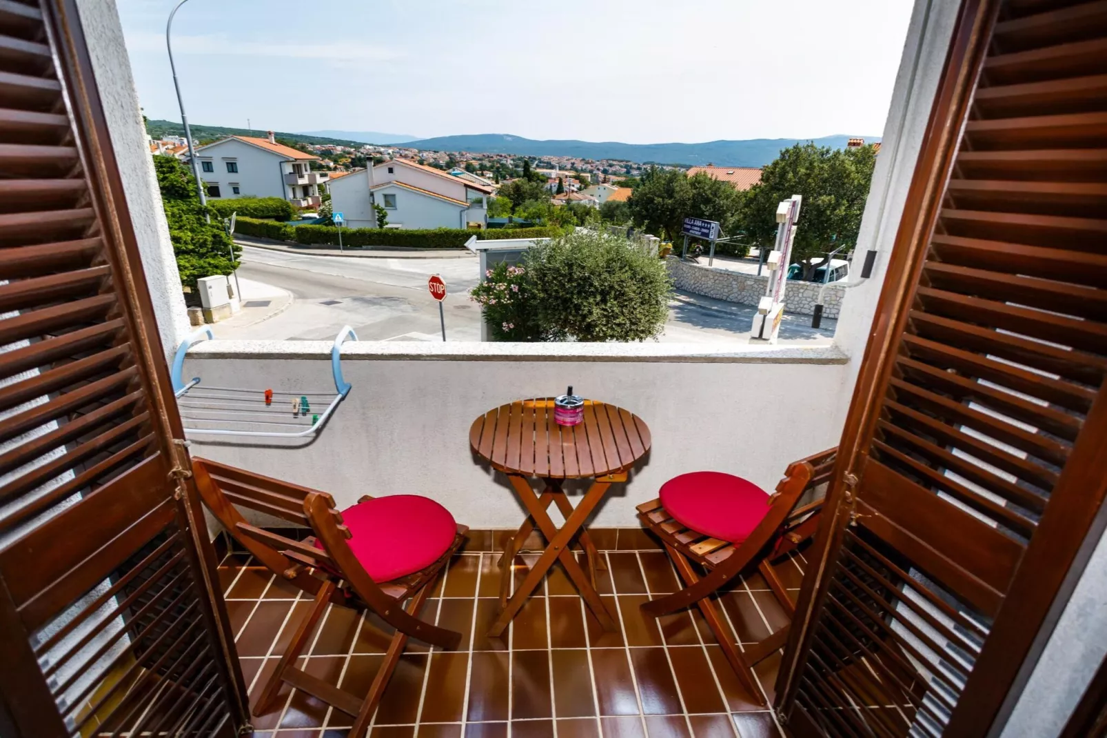 Sunny and Sleek Krk Rooms with Balcony - Standard Double Room with Balcony (owner Zuta)