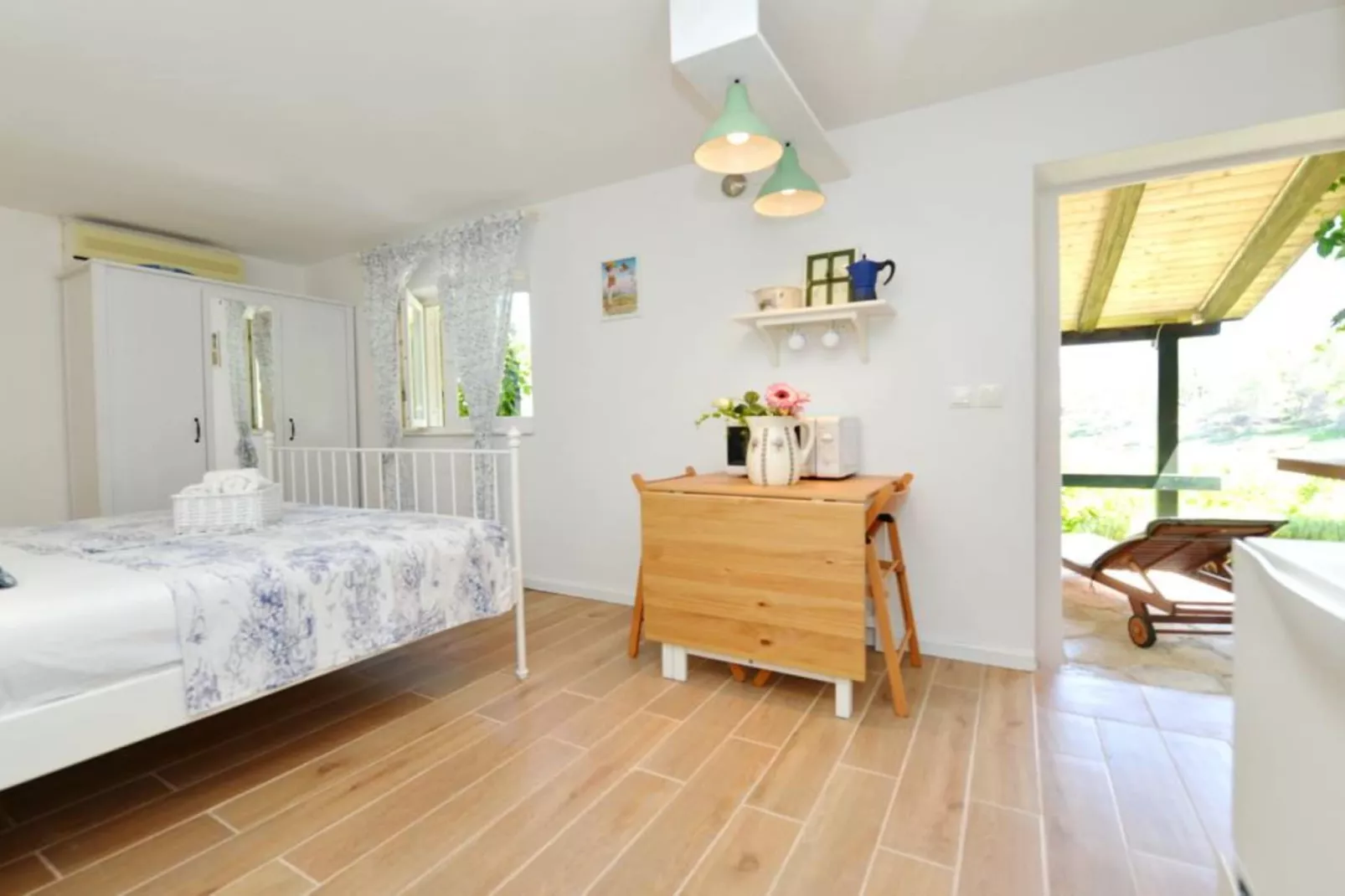 Studio (Ruzmarin)-Bedroom