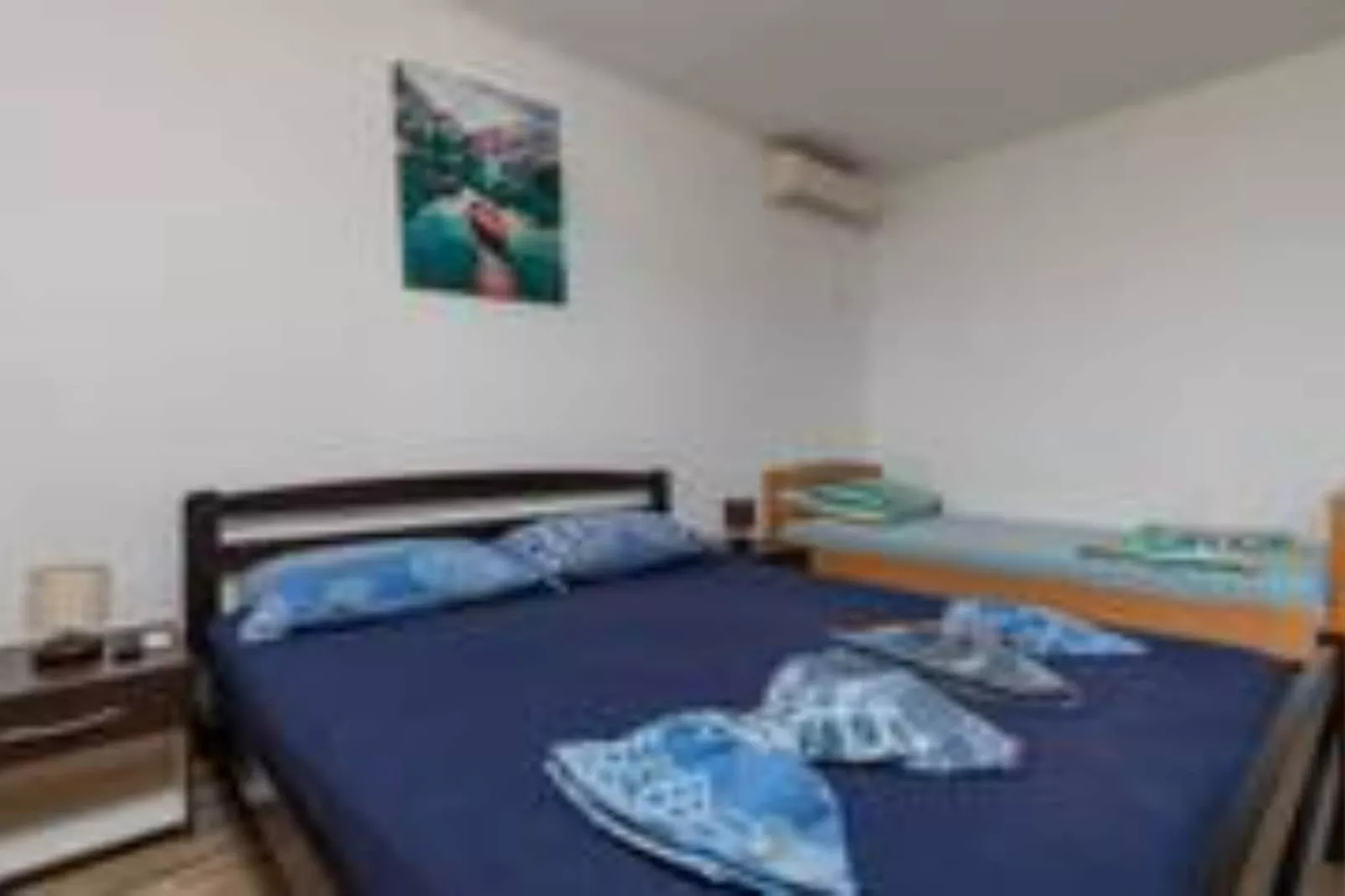 Two-Bedroom Apartment (A5)-Schlafzimmer