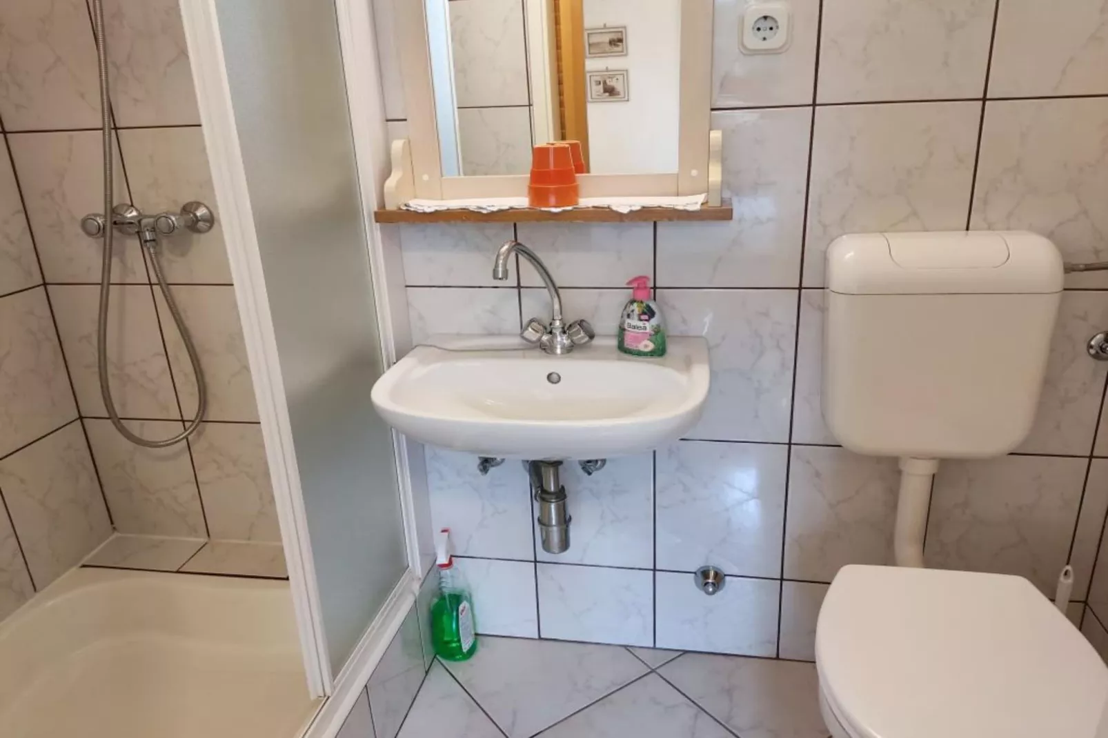 Apartment & Rooms Villa Oliva - Room 4-Badezimmer