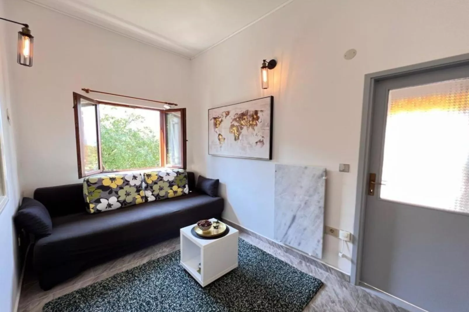 One-Bedroom Apartment With Sea View (B)-Bedroom