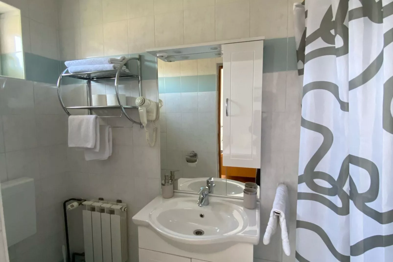 Double room with double bed 2-Badezimmer