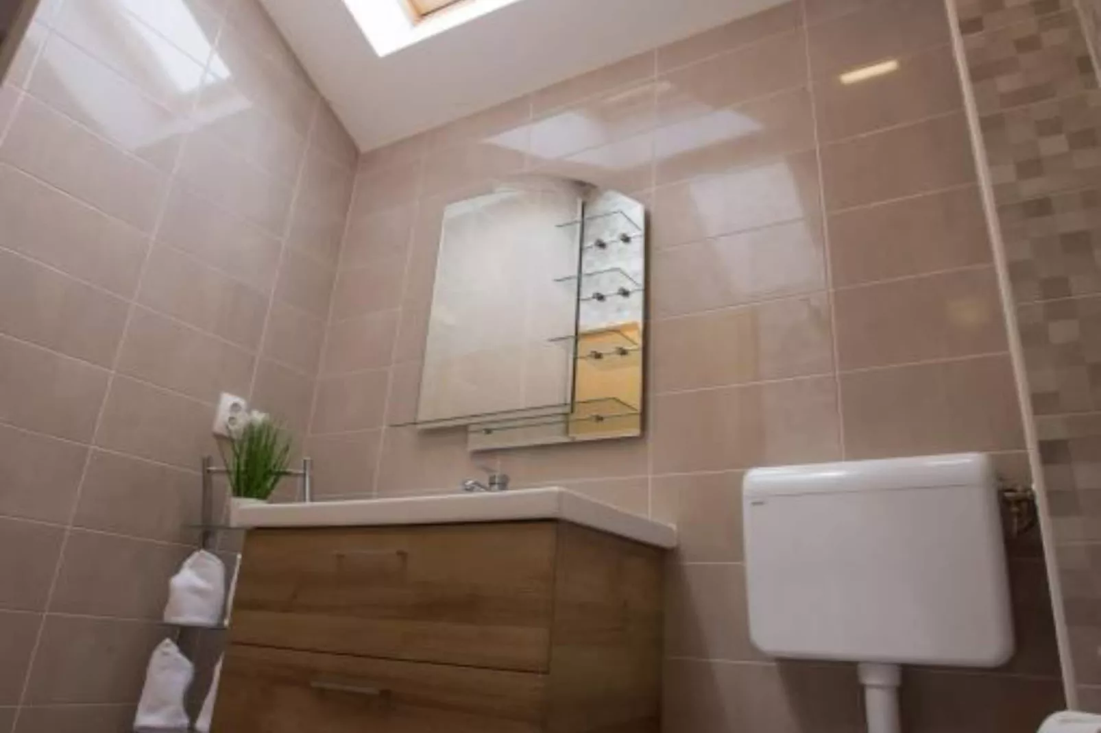 Apartments Stone House Murter - Two Bedroom Apartment with Terrace-Salle de bain