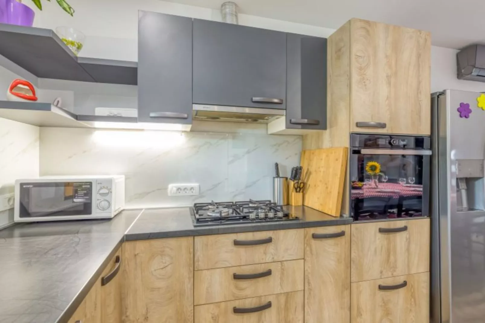 Four Bedroom Holiday House Mali Raj with Pool-Küche