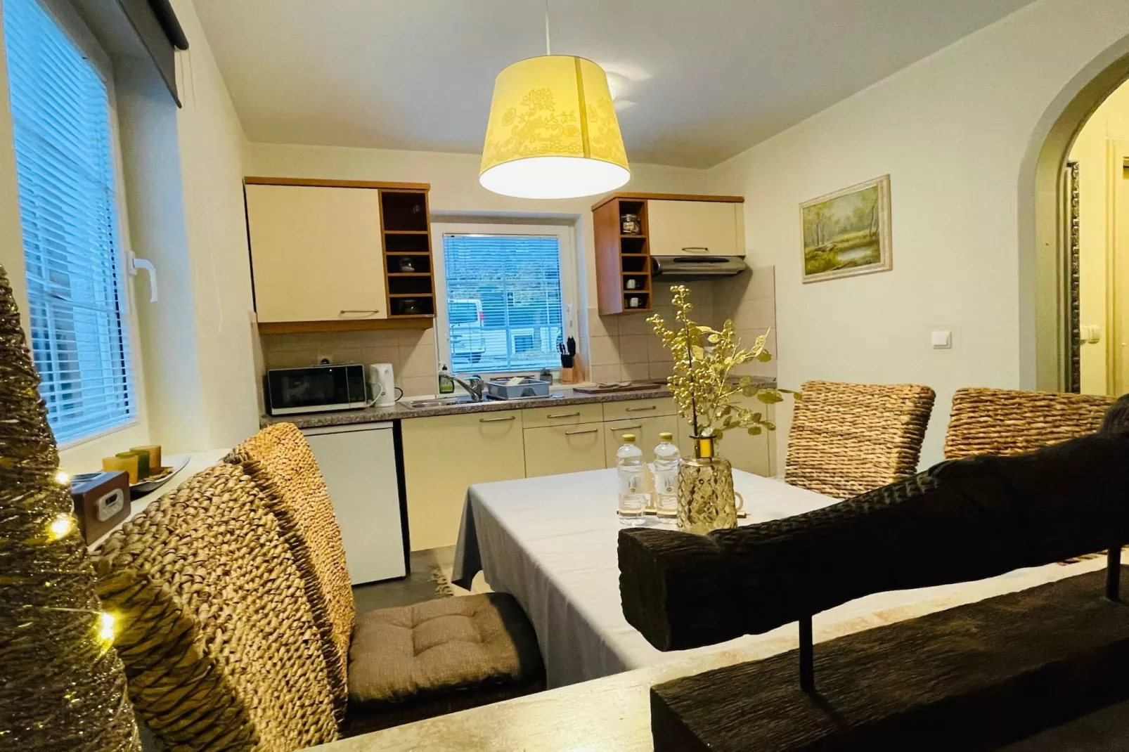 Rustic and Radiant Retreat Apartments with Terrace - Classic One Bedroom Apartment with Terrace (owner app 12)-Dining room