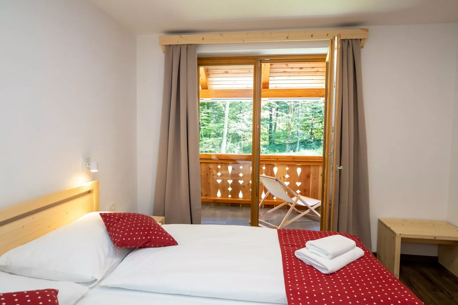 The Woodland Nook Apartments Bohinj - One Bedroom Apartment with Balcony (owner B)-Bedroom