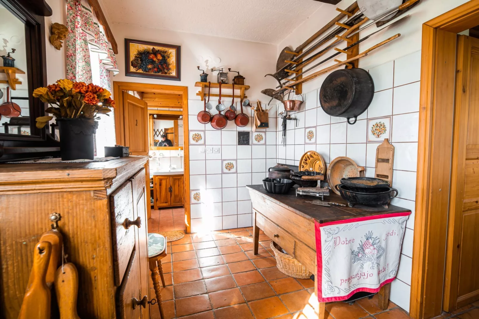 Cozy Countryside Retreat Villa with Hot-Tub - Two Bedroom Villa with Hot Tub-Kitchen