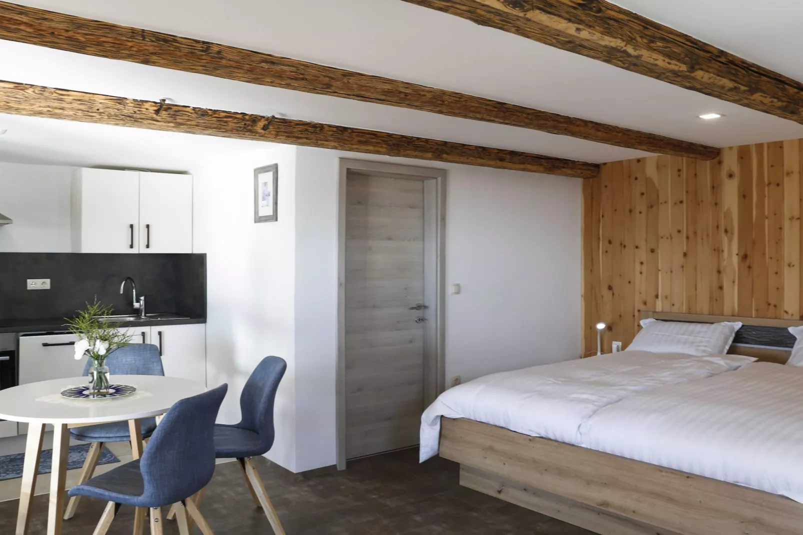 Mountain Vibrant and Timeless Apartment with Sauna - Studio Apartment with Terrace-Chambre