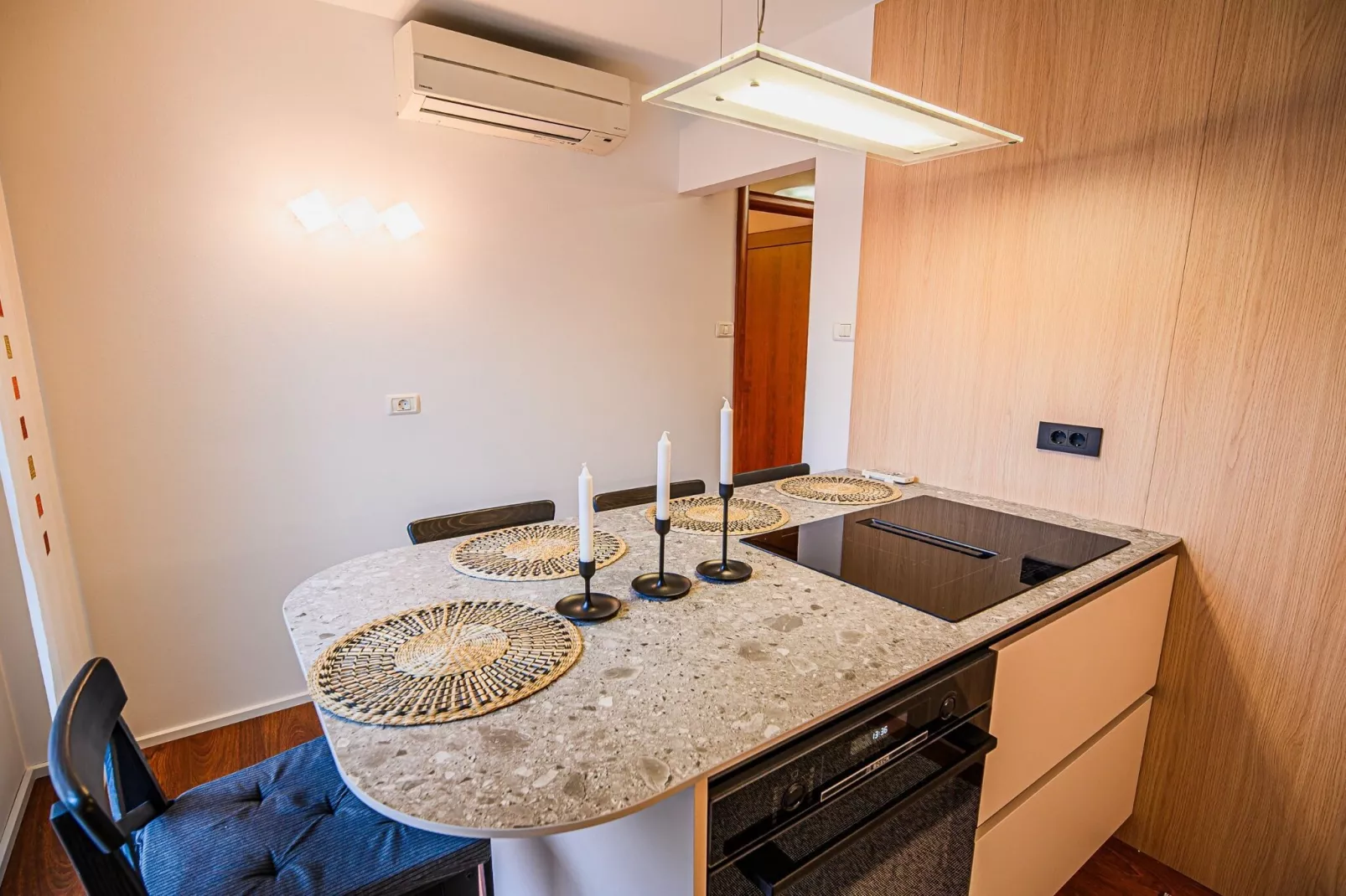 Elegant and Scenic Peaceful Apartments Portoroz - One Bedroom Apartment with Terrace-Kitchen