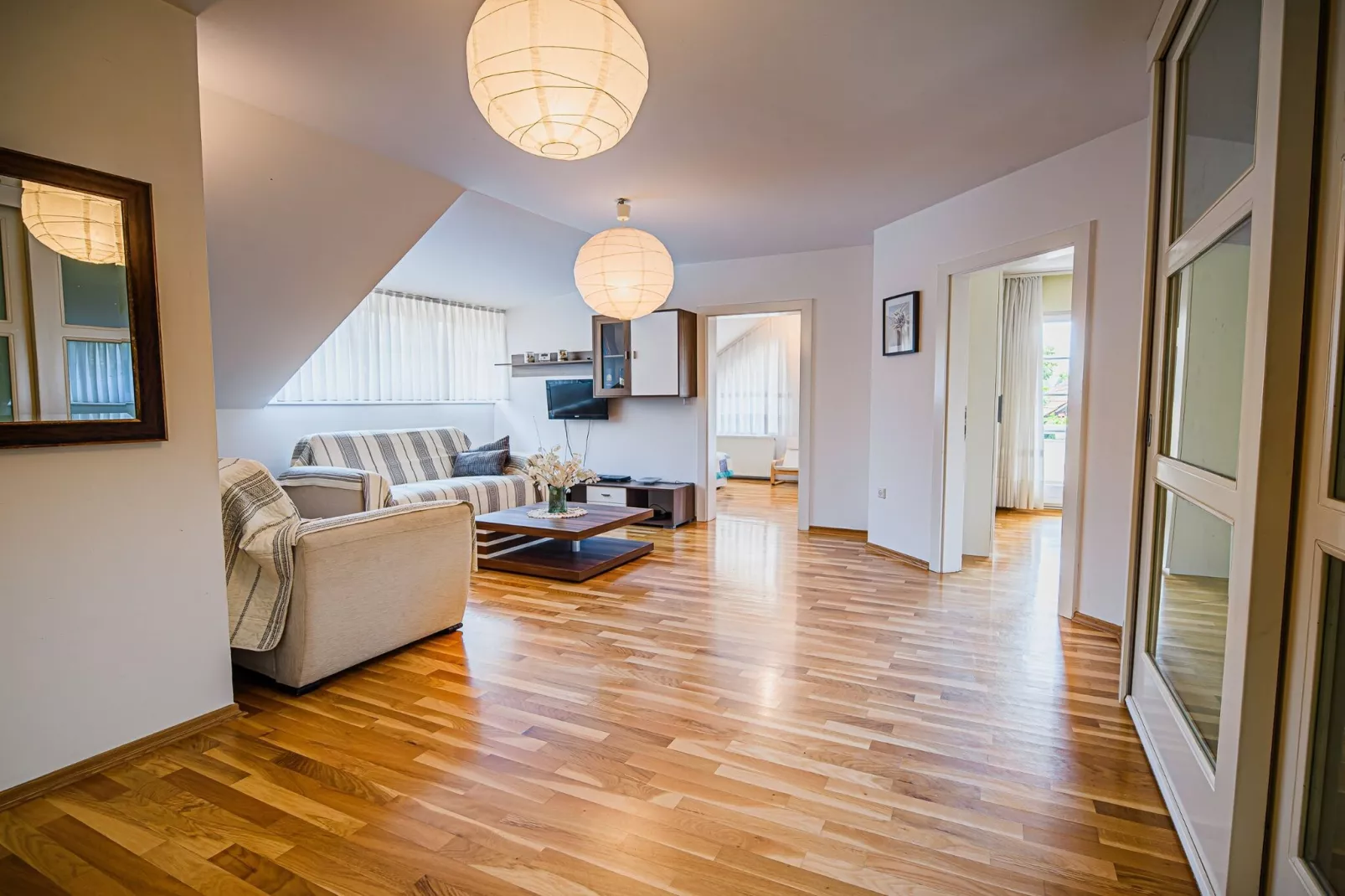 Stunning Rural Holiday Home with Garden and BBQ -  Four Bedroom Holiday Home-Living room