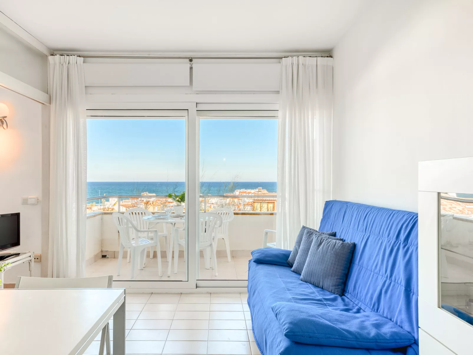 Mirador del Pedró-Inside