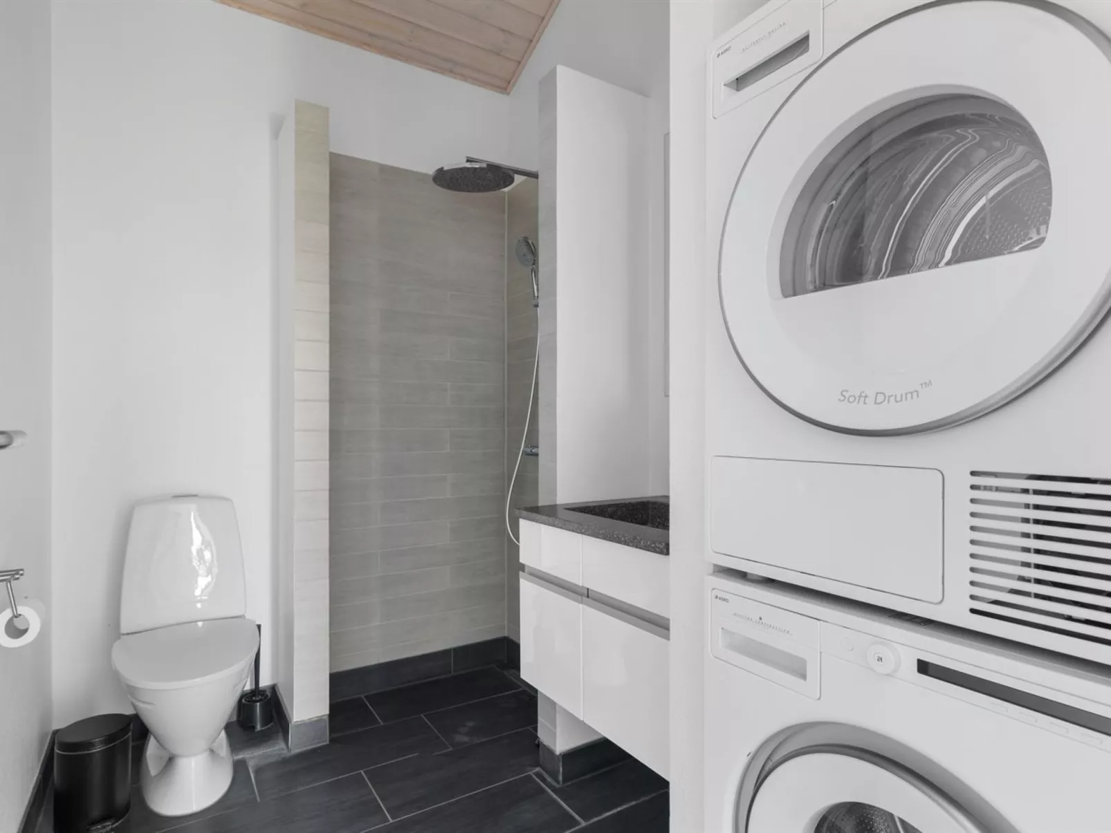 "Konsta" - 300m from the sea-Drinnen