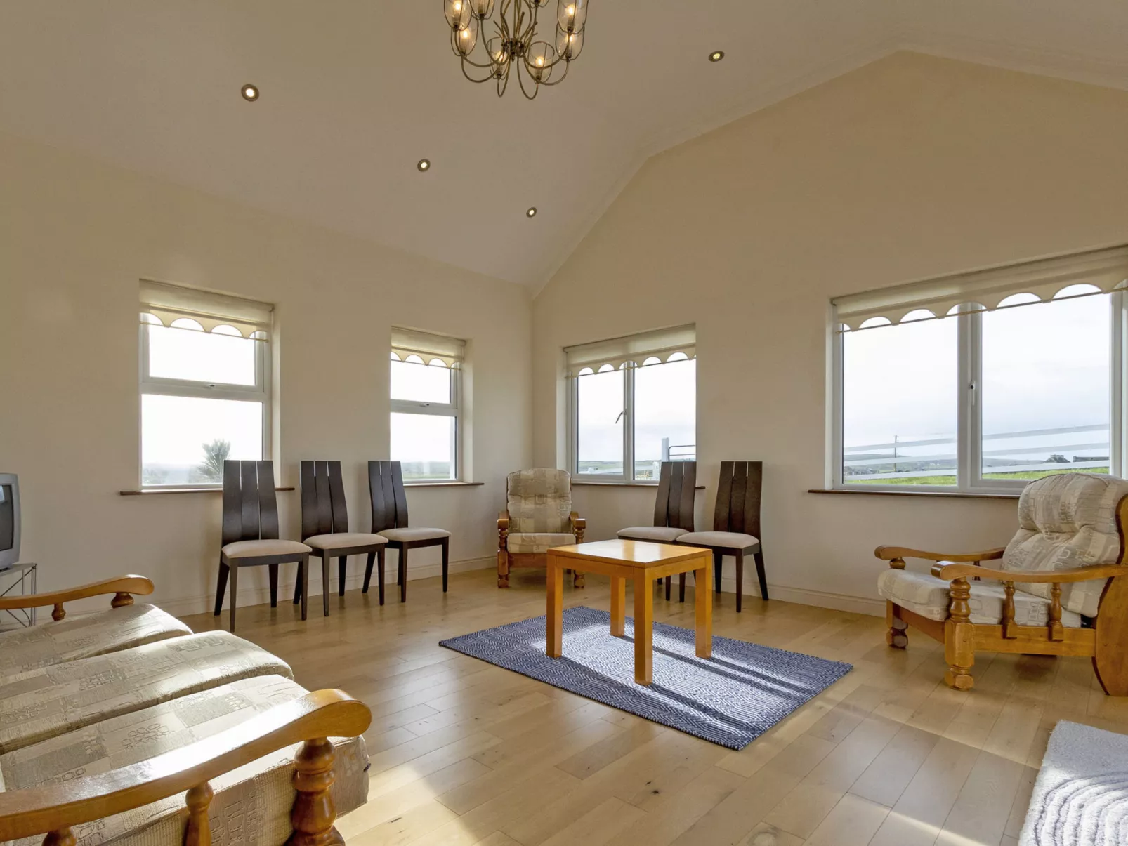 Matthews Cottage Doonbeg-Dedans