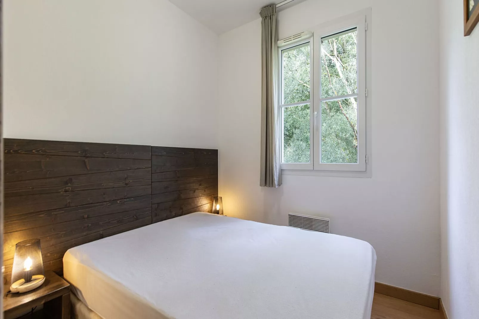 J. de Balnea B N°205 - 4P6-Chambre