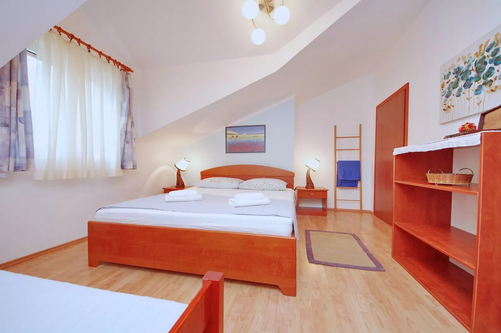 Seafront Apartments Deveron - Duplex Two Bedroom Apartment with Balcony and Sea View (Island)-Bedroom