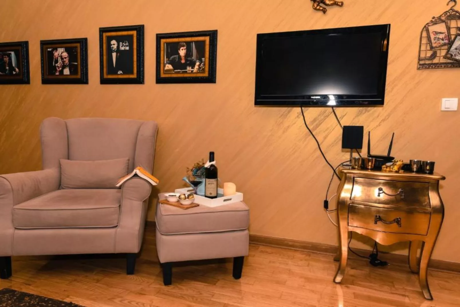 City & Sea Escape Studio Near Budva’s Beaches - Studio Apartment-Chambre