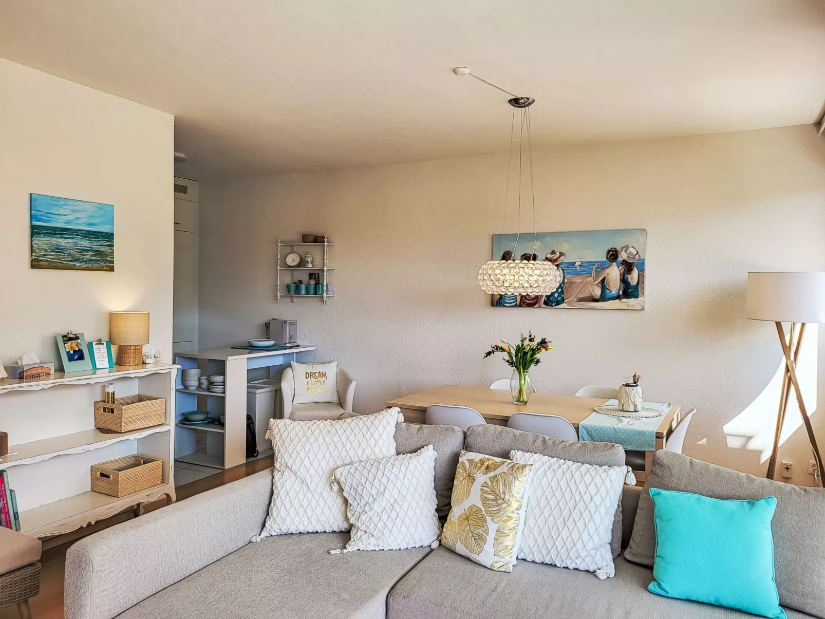 Apt.Green View-Inside