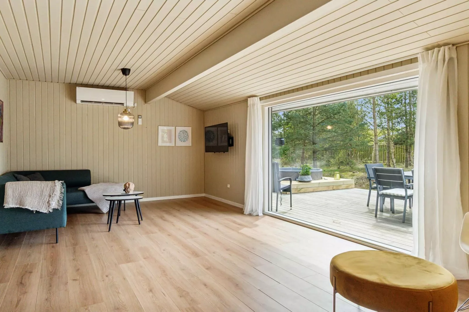 5 Sterne Ferienhaus in Hals