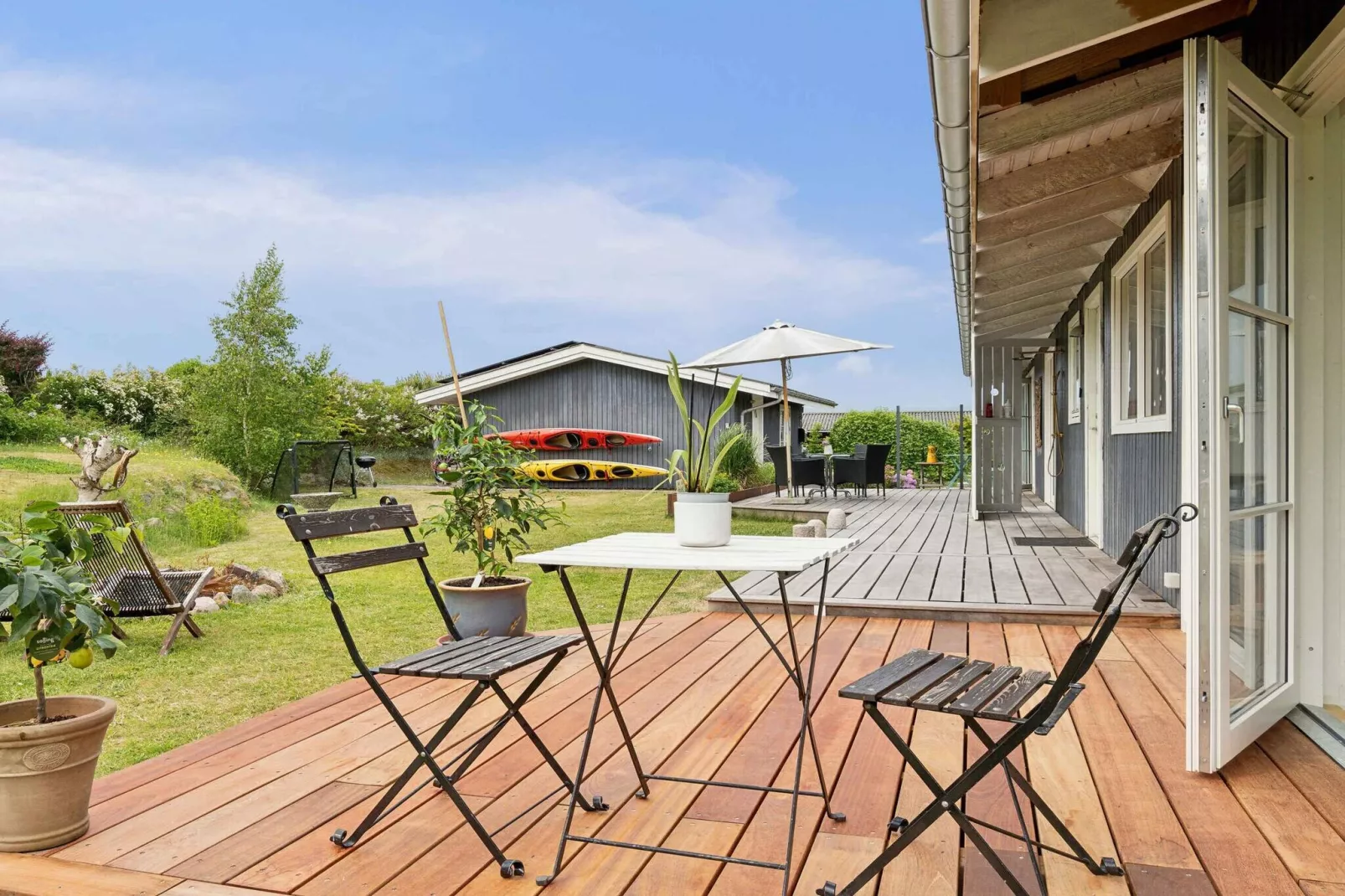 5 Sterne Ferienhaus in Ølsted-Im Freien