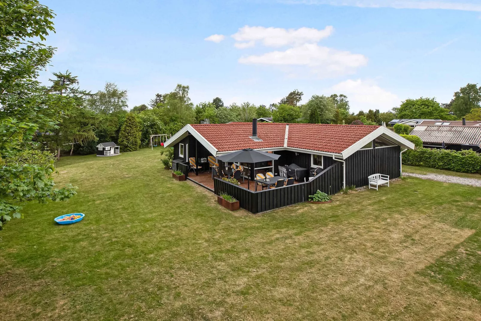5 Sterne Ferienhaus in Græsted-Im Freien